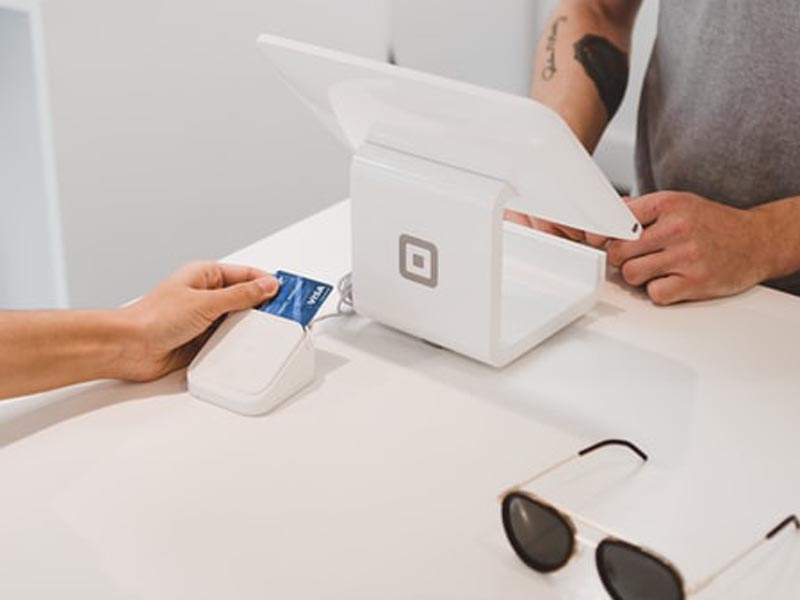 Comprar y pagar con tarjeta visa