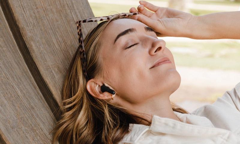 auriculares escuchar música JBL