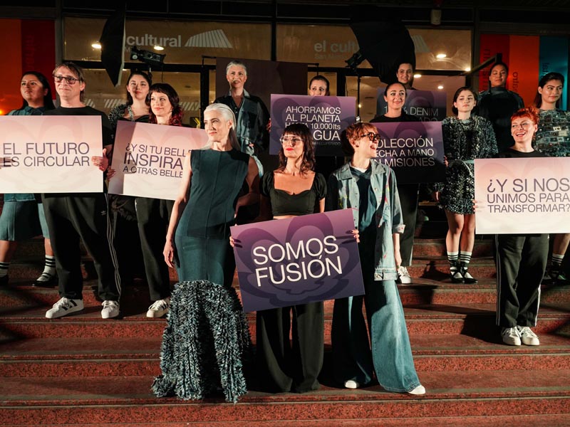 Fin del desfile de Natura "Somos fusión" en Designers BA