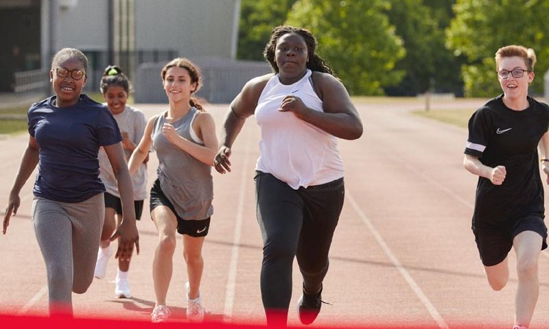 Nike y Dove programa body confident para chicas