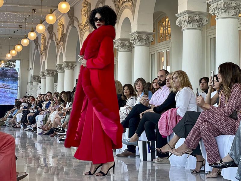 Desfile de moda slow en Santander, España