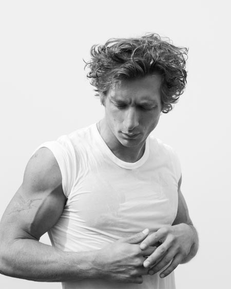 Jeremy Allen White Para Calvin Klein