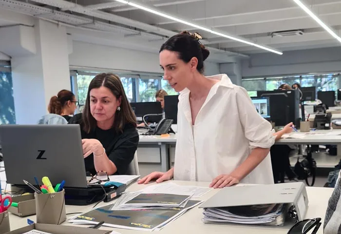 Nadine Awada en el departamento de Diseño de Altatex