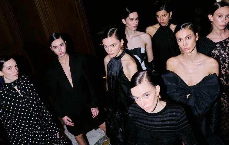 Back del desfile de presentación de Venus de Nina Ricci