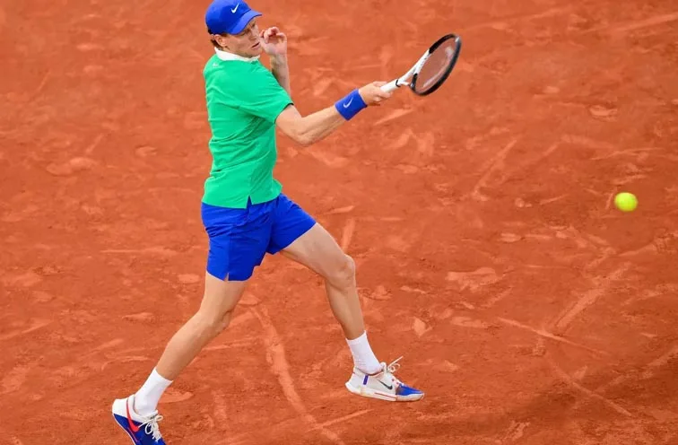 Jannik Sinner en Roland Garros 2025